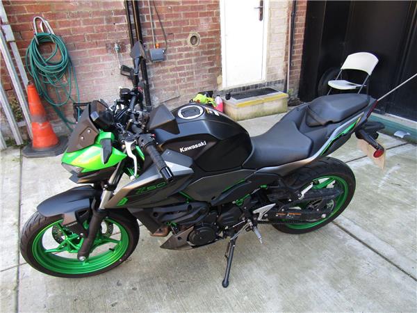 2025 Kawasaki Z500
