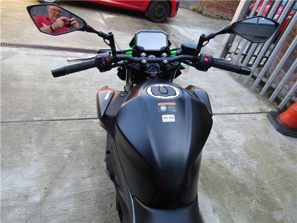 2025 Kawasaki Z500