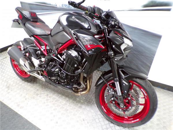2025 Kawasaki Z900