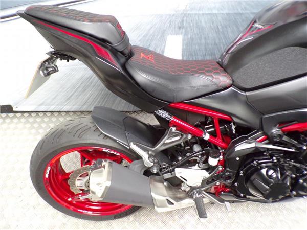 2025 Kawasaki Z900