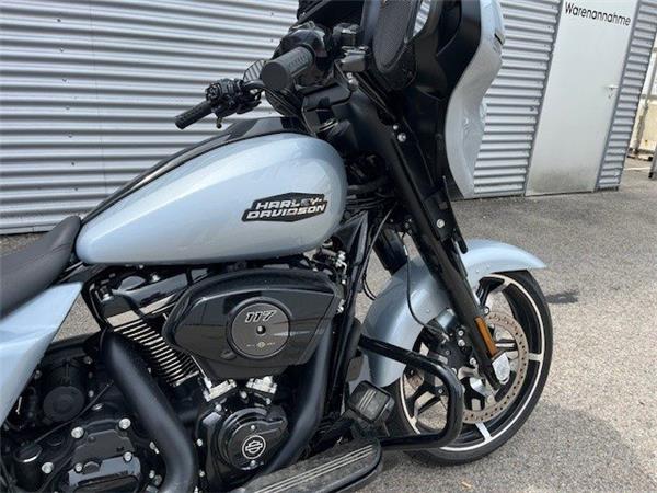 2025 Harley-Davidson Street Glide FLHX