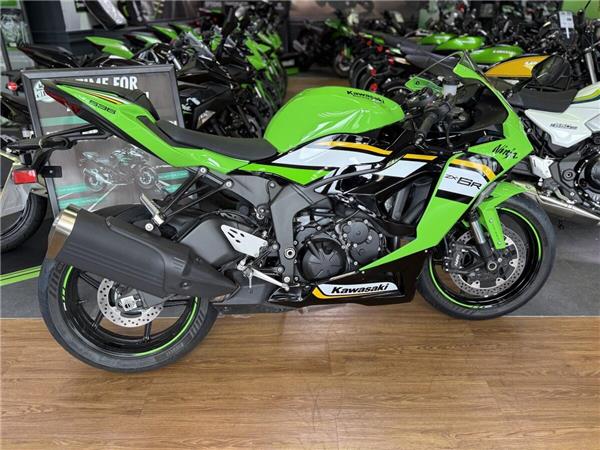 2025 Kawasaki Ninja ZX-6R
