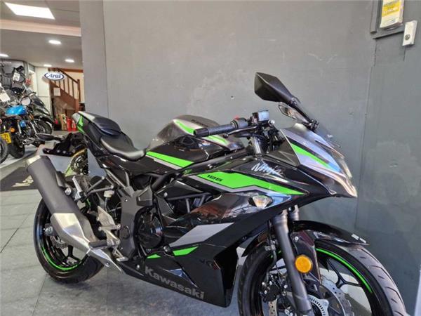 2024 Kawasaki NINJA 125 Black