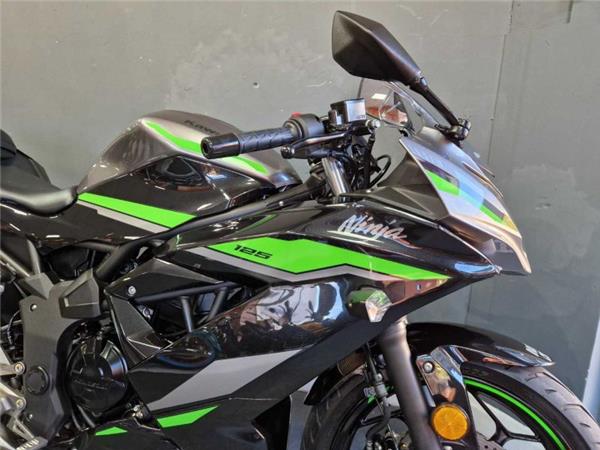 2024 Kawasaki NINJA 125 Black