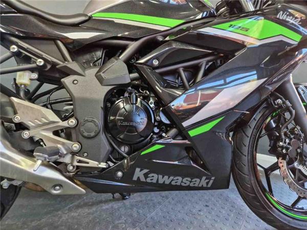 2024 Kawasaki NINJA 125 Black