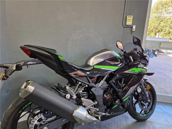 2024 Kawasaki NINJA 125 Black