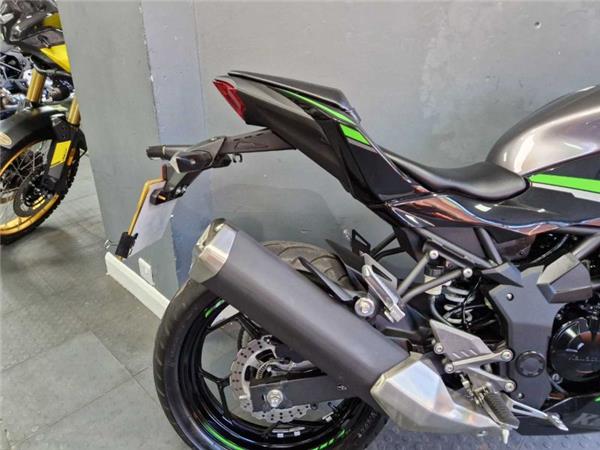 2024 Kawasaki NINJA 125 Black
