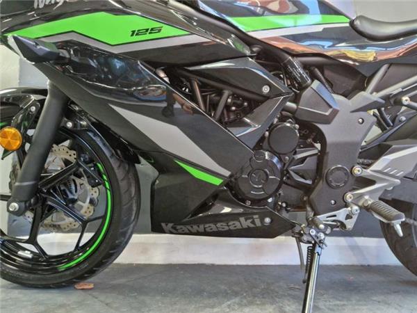 2024 Kawasaki NINJA 125 Black