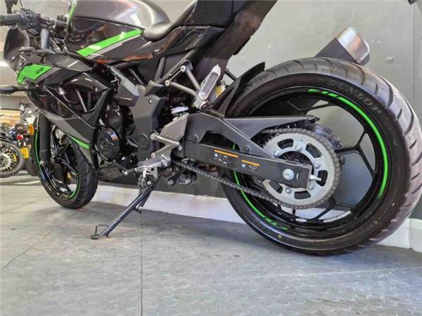 2024 Kawasaki NINJA 125 Black