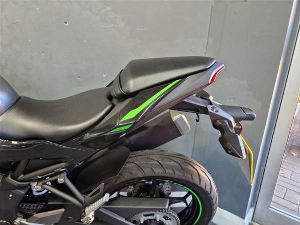 2024 Kawasaki NINJA 125 Black