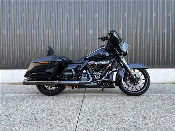 2022 HARLEY-DAVIDSON STREET GLIDE