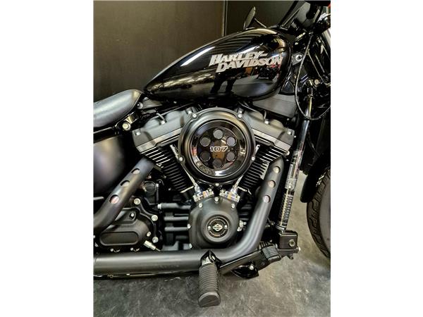 2018 HARLEY-DAVIDSON STREET BOB