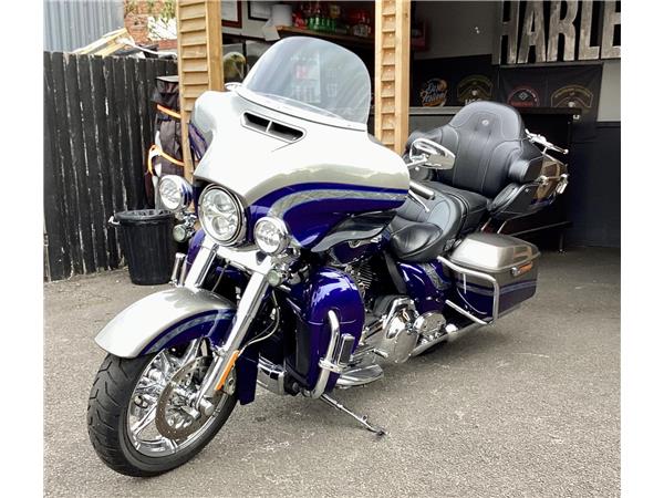 2015 Harley-Davidson CVO