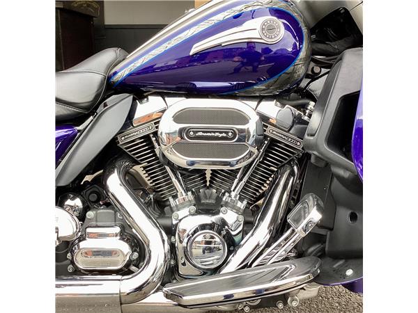 2015 Harley-Davidson CVO