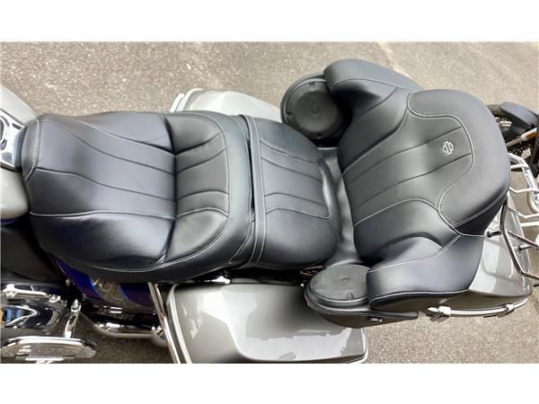 2015 Harley-Davidson CVO