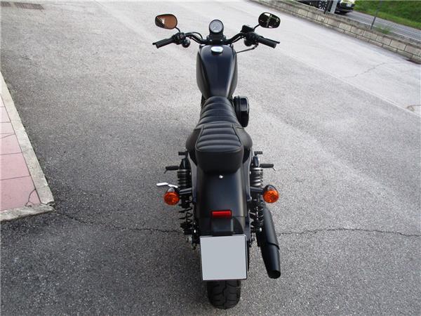 2020 Iron 883