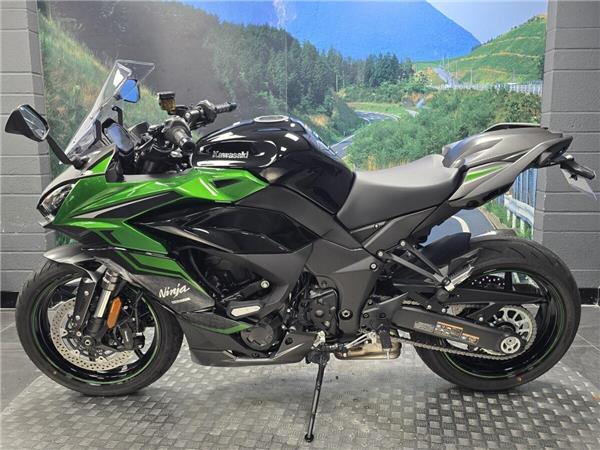 2024 Kawasaki Ninja 1000SX