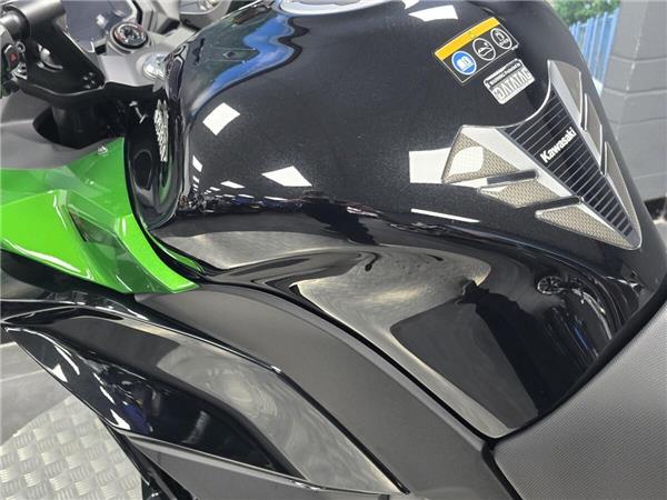 2024 Kawasaki Ninja 1000SX