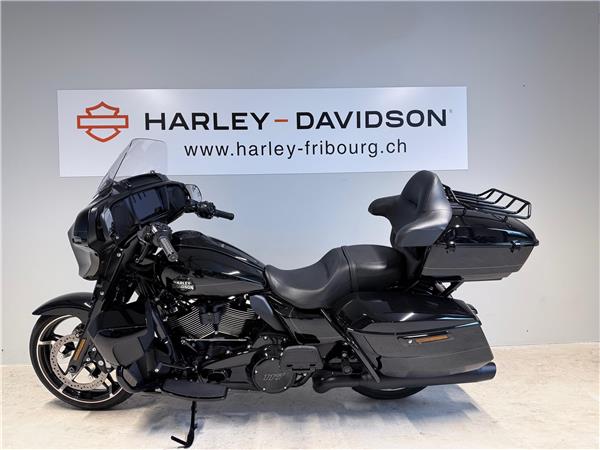2025 harley-davidson FLHX Street Glide Black Finish 117