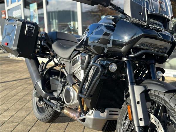 RA1250S Pan America Special 