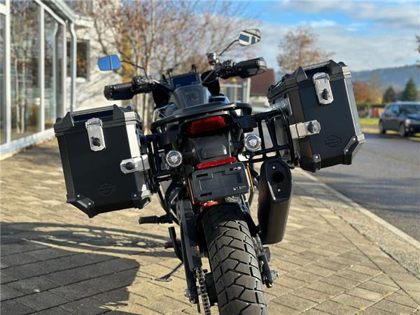 RA1250S Pan America Special 