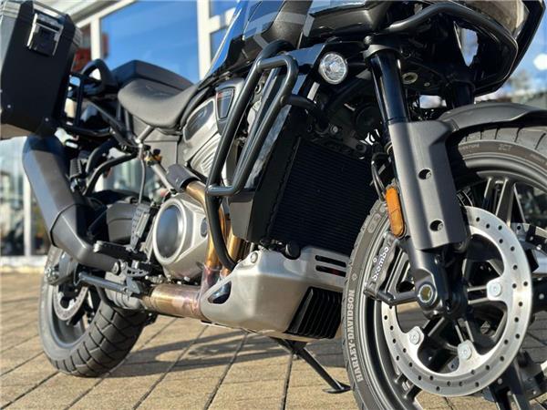 RA1250S Pan America Special 