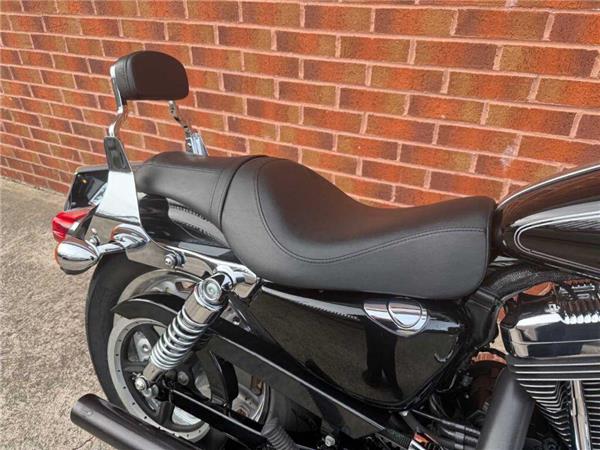 2009 Harley-Davidson XL 1200 C Custom Sport