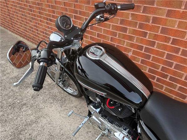 2009 Harley-Davidson XL 1200 C Custom Sport