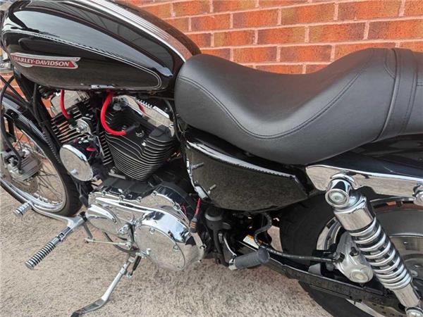 2009 Harley-Davidson XL 1200 C Custom Sport