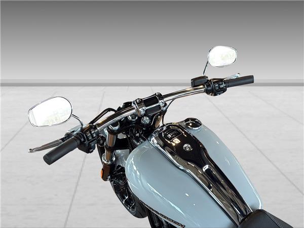 2024 harley-davidson FXBR Breakout 117