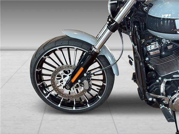 2024 harley-davidson FXBR Breakout 117