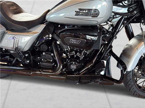 2023 harley-davidson FLHXSE Street Glide CVO 121
