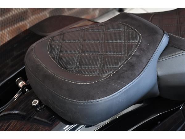 2022 HARLEY-DAVIDSON CVO FLTRXSE ROAD GLIDE