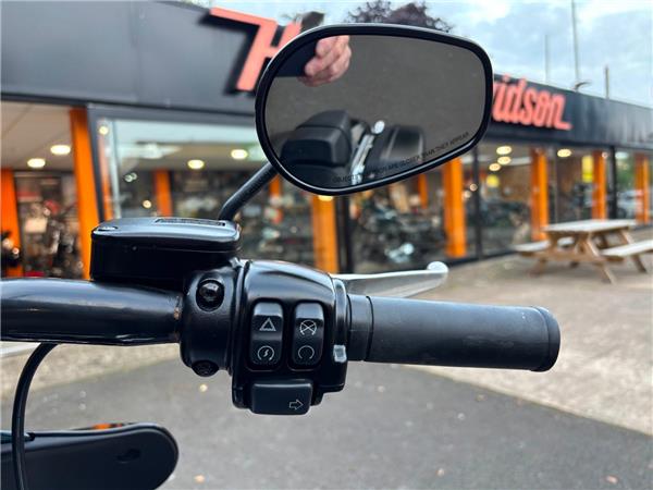 2018 HARLEY-DAVIDSON SOFTAIL FLSB SPORT GLIDE