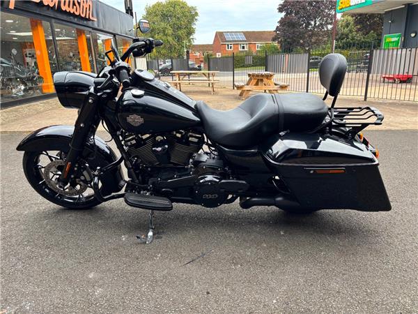 2024 HARLEY-DAVIDSON TOURING FLHRXS ROAD KING SPECIAL