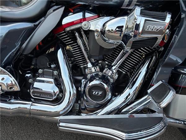 2019 HARLEY-DAVIDSON CVO FLTRXSE ROAD GLIDE