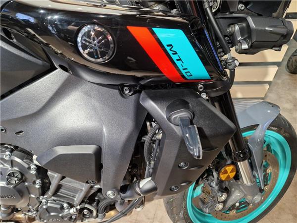 2022 YAMAHA MT-10