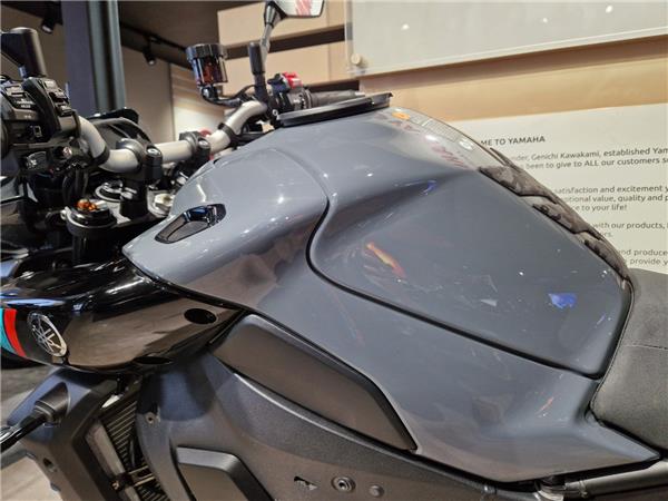 2022 YAMAHA MT-10