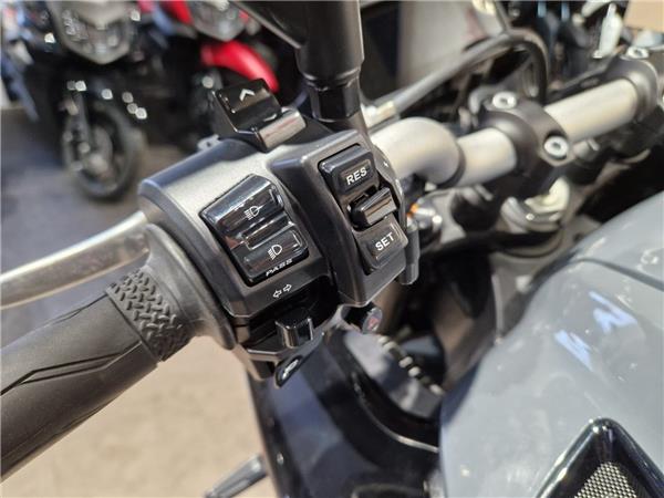 2022 YAMAHA MT-10