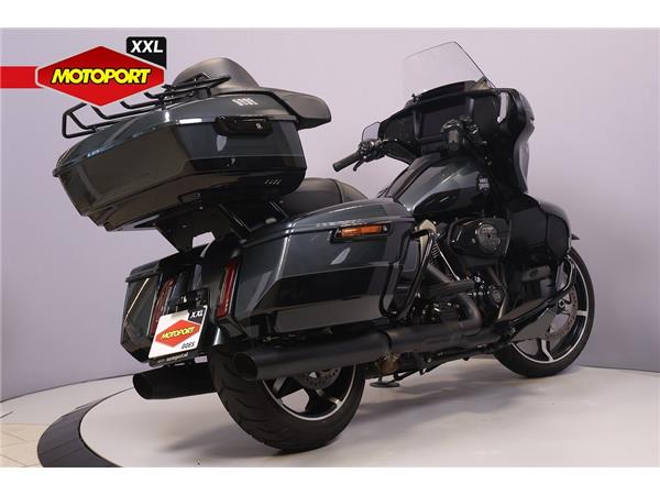 New Harley-Davidson STREET GLIDE ULTRA