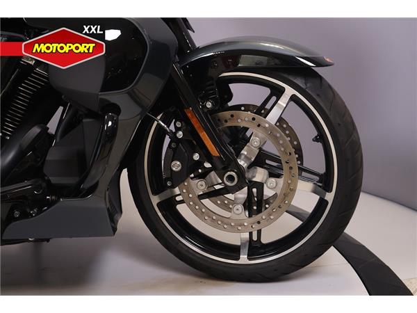 New Harley-Davidson STREET GLIDE ULTRA