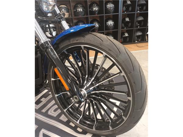 2024 HARLEY-DAVIDSON BREAKOUT
