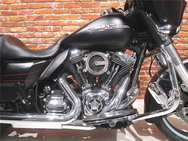 2015 Harley-Davidson FLHXS Street Glide Spec.  1690 FLHXS Street Glide Special 103 2015