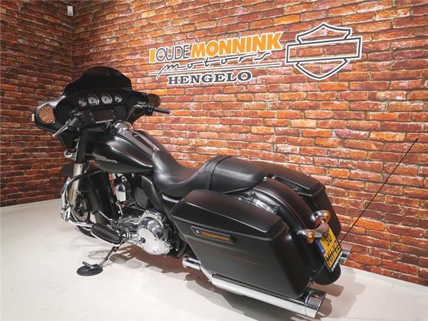 2015 Harley-Davidson FLHXS Street Glide Spec.  1690 FLHXS Street Glide Special 103 2015