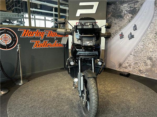 New Harley-Davidson PAN AMERICA S CAST