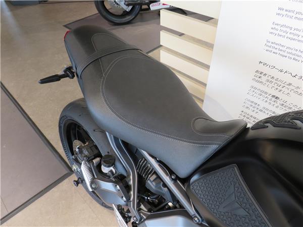 YAMAHA MT-09 