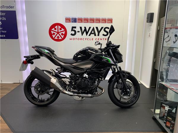 2025 KAWASAKI Z500