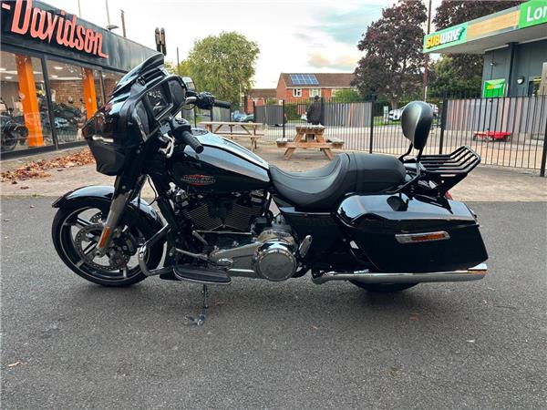 2025 HARLEY-DAVIDSON TOURING FLHX STREET GLIDE