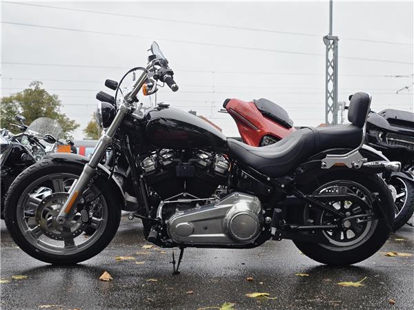 2023 Softail Standard