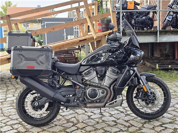 2022 Pan America 1250 Special